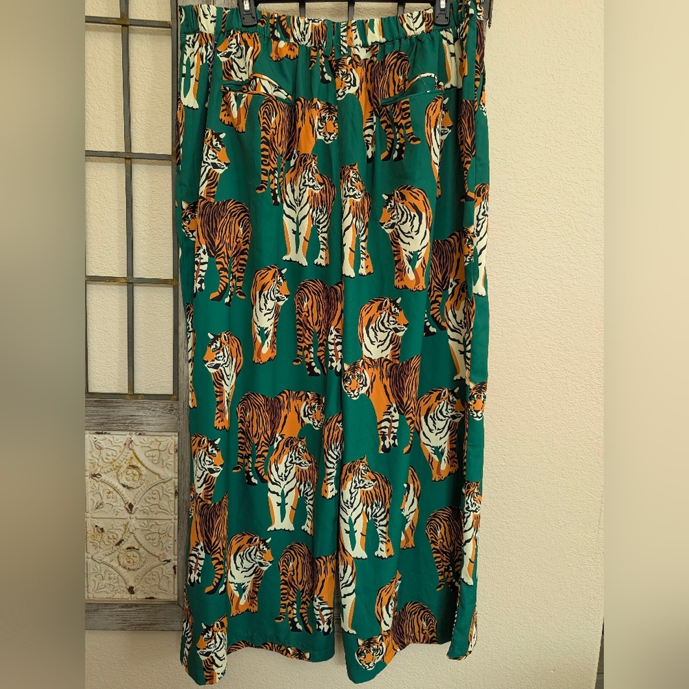 New Lala. 3x Green Tiger Print Wide Leg Pants - Picture 3 of 5